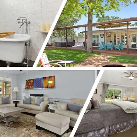 3 Bedroom Tiled Showers Hot Tub King Bed Smart Tv